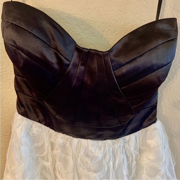 NEW Adrianna Papell Formal Gown Sz 3/4 Hailey Logan Dress Black Satin White Lace - Picture 3 of 16